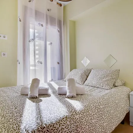 Aloha Playa 402 By Ivi Real Estate